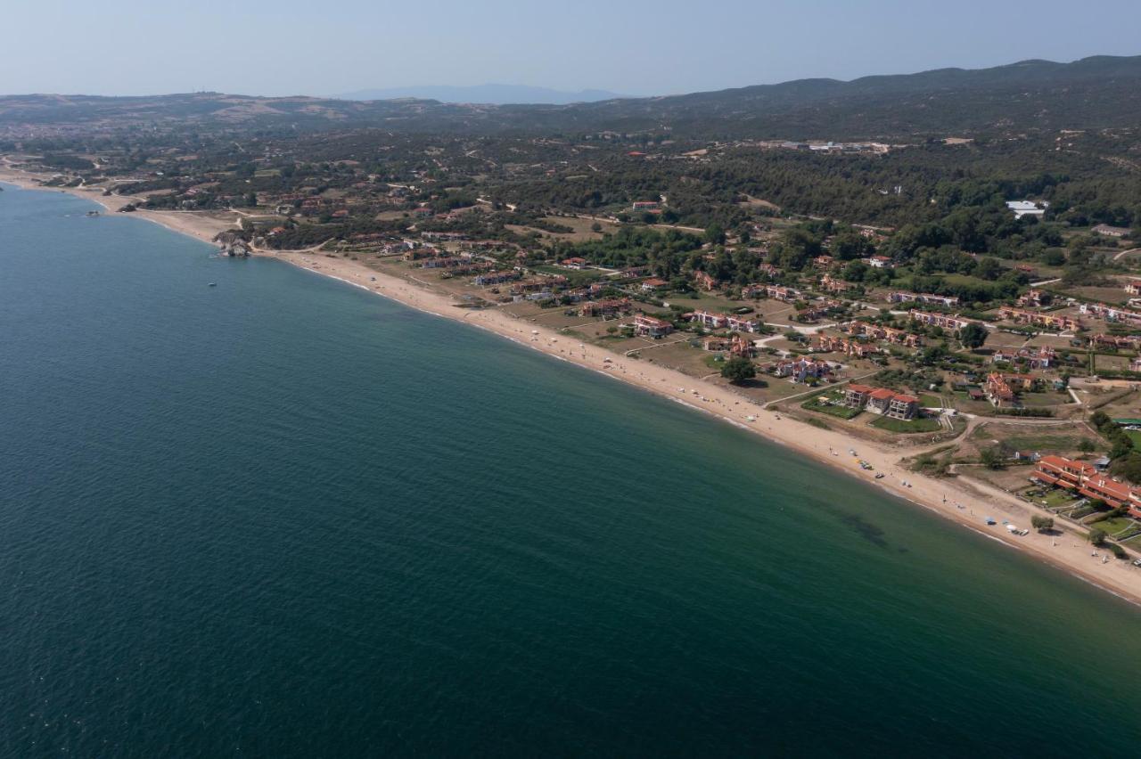 Katevi Luxury Seafront Villa Ierissos Extérieur photo
