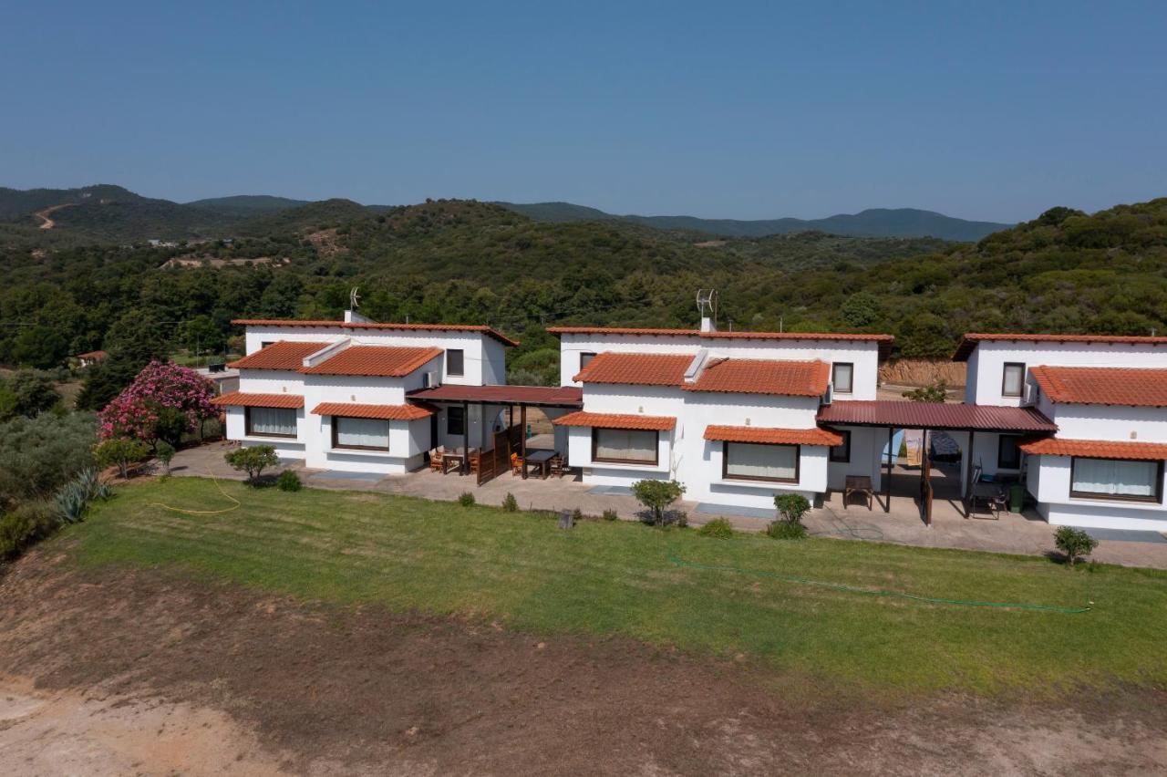 Katevi Luxury Seafront Villa Ierissos Extérieur photo