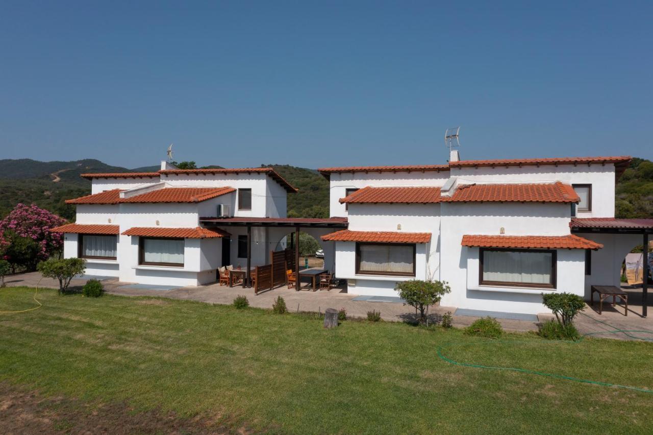 Katevi Luxury Seafront Villa Ierissos Extérieur photo