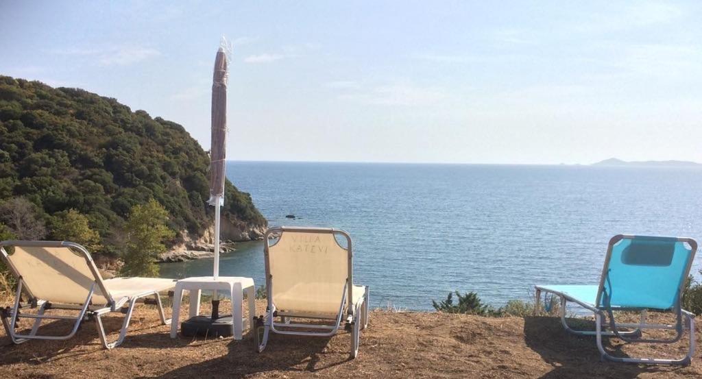 Katevi Luxury Seafront Villa Ierissos Extérieur photo